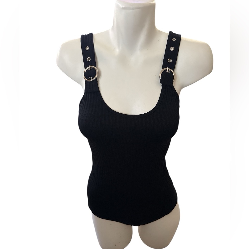 Bella seamless‎ Slimming thong bodysuit size M/L